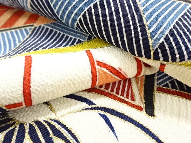  大正ロマン　錦紗流水に家屋風景模様一つ紋着物